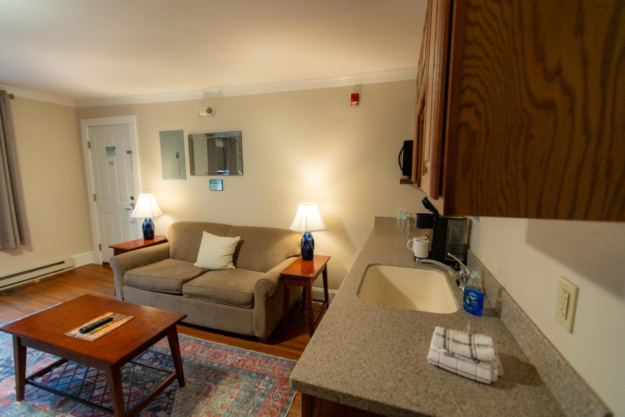 The Escape Apartment Lewisburg Exterior photo